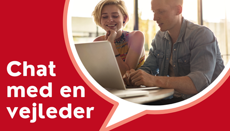 To der sidder foran en computer
